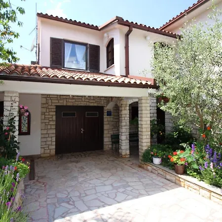 Radojka L Near Centre Poreč