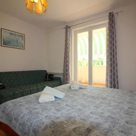 Radojka L Near Centre Apartman Poreč